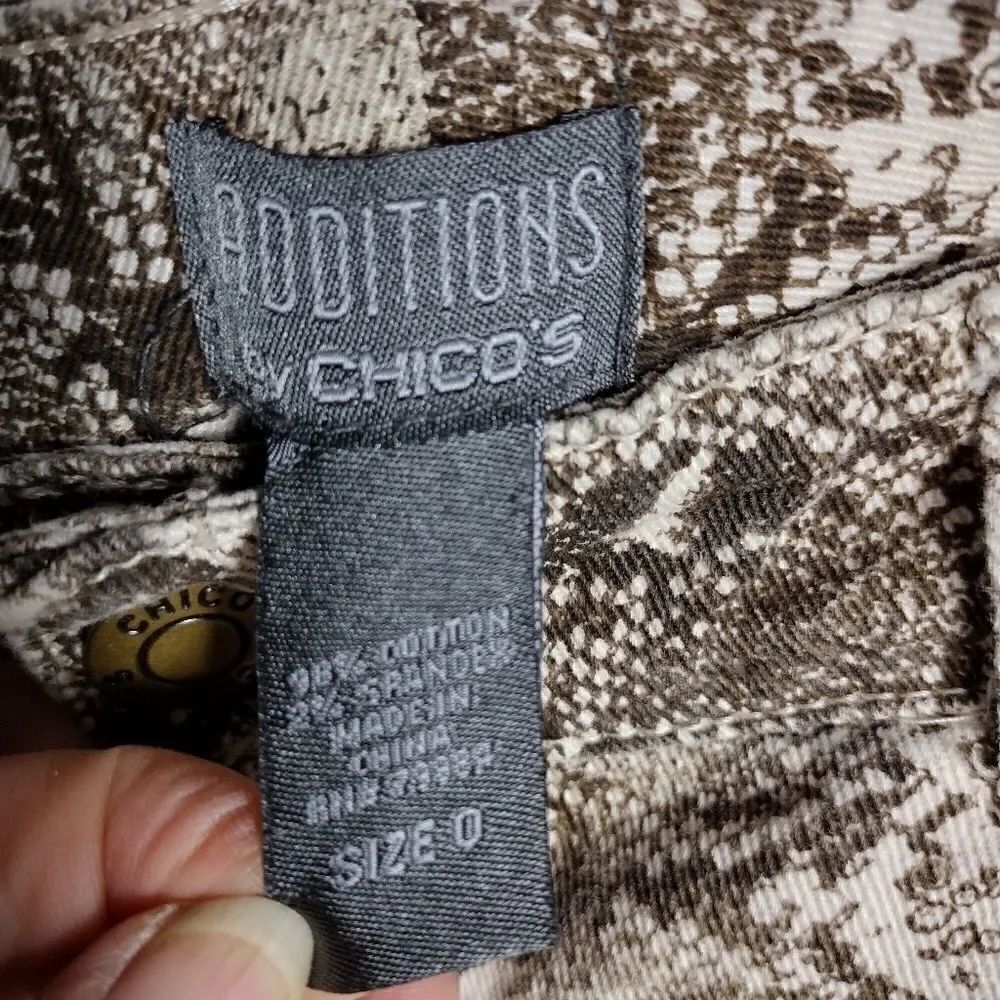 Chico's capris - Picture 4 of 6